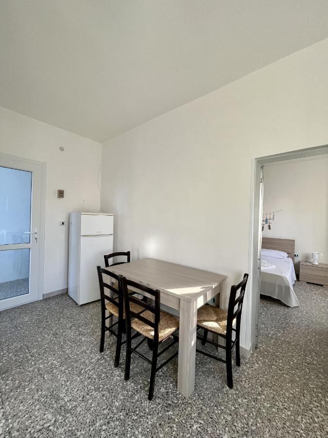 Vista Mare Aparthotel Torre San Gennaro Buitenkant foto